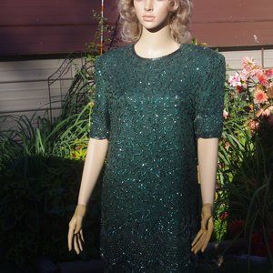 BRILLIANTE BY J.A GREEN SHORT DRESS WITH BEADS AND SEQUIN THROUGHOUT SIZE- LARGE